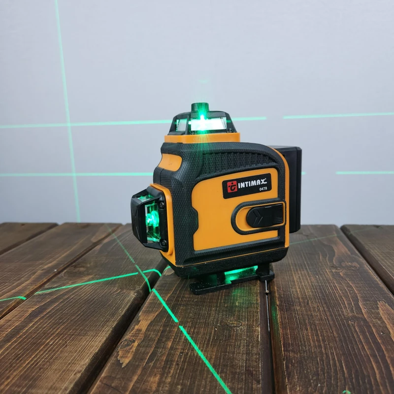 عکس شماره 15 : تراز لیزری صنعتی اینتیمکث کد 2121 به همراه ریموت کنترل