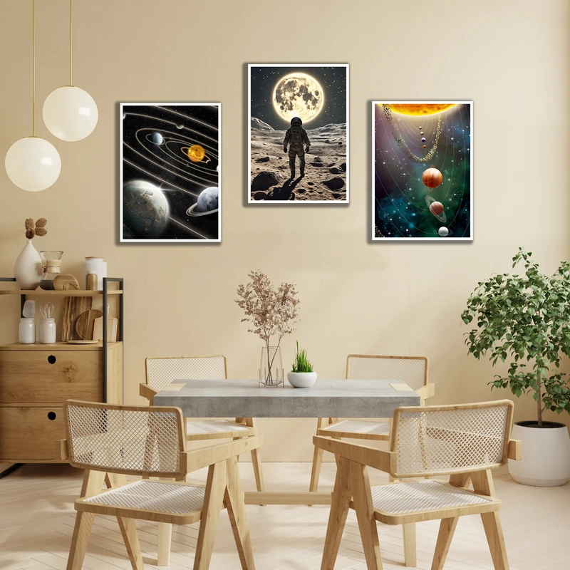 تابلو بکلیت مدل قاب شاسی طرح دکوراتیو فضانورد و ماه و کهکشان و منظومه شمسی کد W-MR-1083 مجموعه 3 عددی فریم مشکی