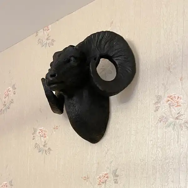 مجسمه مدل بز کوهی