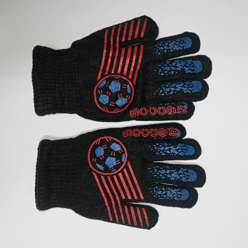 دستکش بافتنی بچگانه مدل SOCCER.CCC
