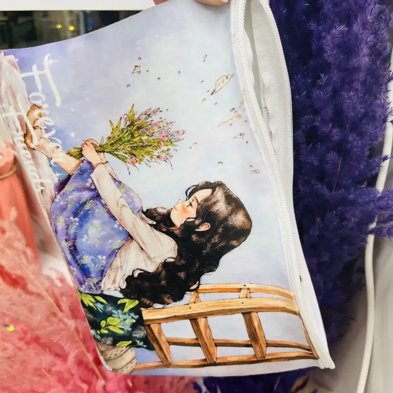 کیف لوازم آرایش زنانه مدل دختر رویا کد 01