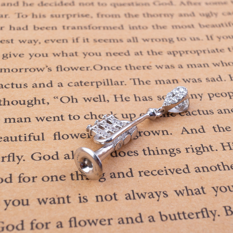 آویز گردنبند نقره زنانه مدل شیپور AMT_M071