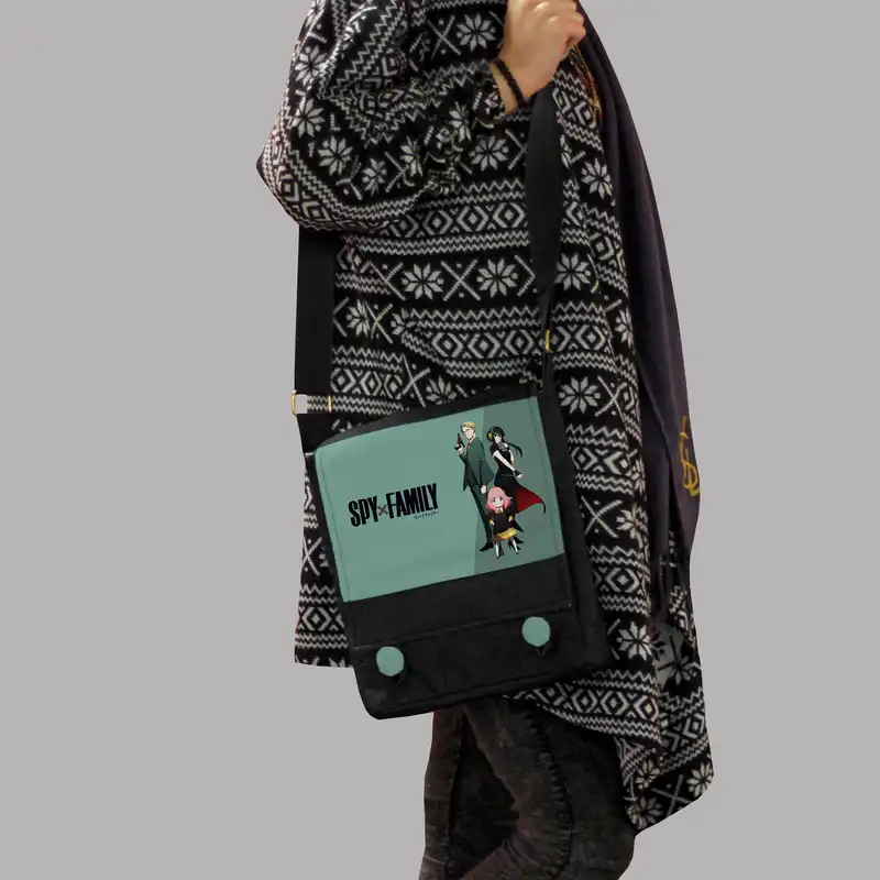 کیف رودوشی چی چاپ طرح انیمه spy x family