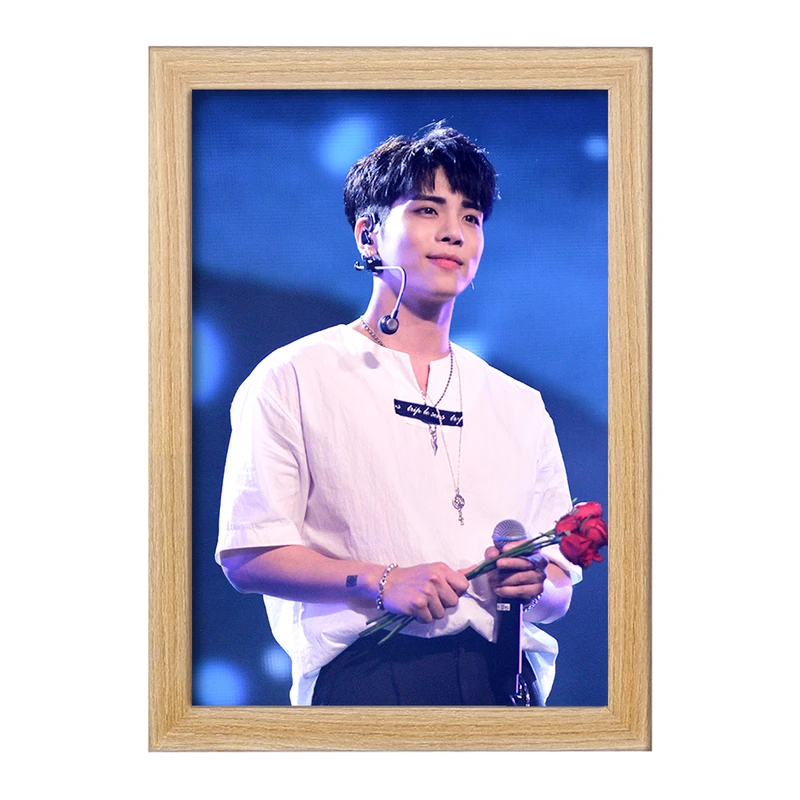 تابلو خندالو مدل کی گروه شاینی Shinee  کد 12345