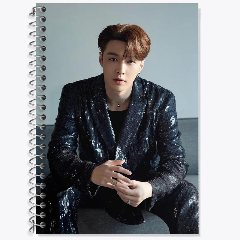 دفتر زبان 50 برگ خندالو مدل سه خط طرح لی گروه اکسو EXO کد 13444