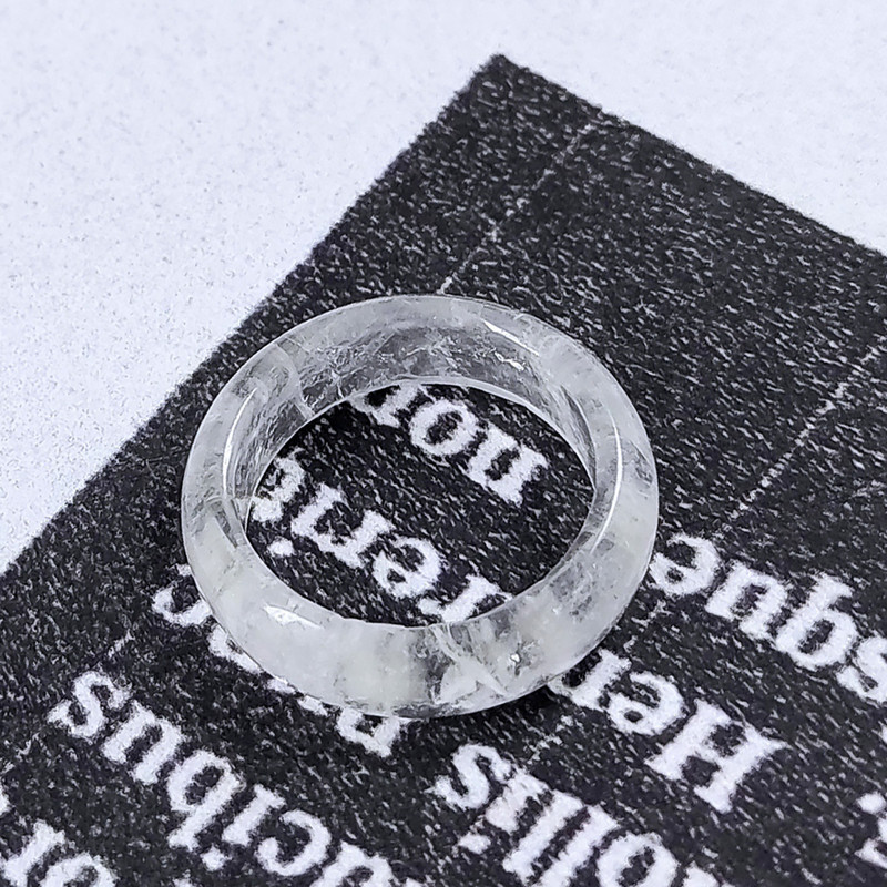 انگشتر زنانه سلین کالا مدل کوارتز شفاف سنگ ماه تولد مرداد و شهریور Mps انگشتر زنانه سلین کالا مدل کوارتز شفاف سنگ ماه تولد مرداد و شهریور Mps