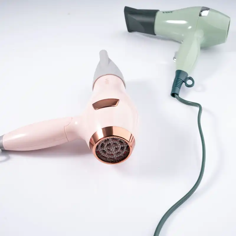 سشوار مسافرتی وی جی آر مدل V-432