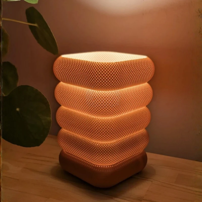 آباژور رومیزی مدل Orange Cube