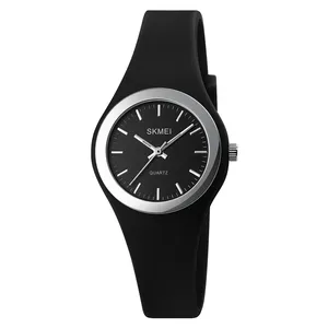ساعت مچی عقربه ای زنانه اسکمی مدل 1722Black