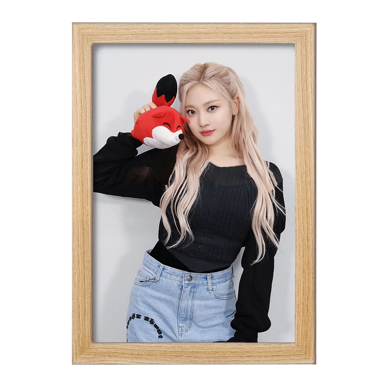 تابلو خندالو مدل نینگ نینگ گروه آسپا Aespa  کد 19727