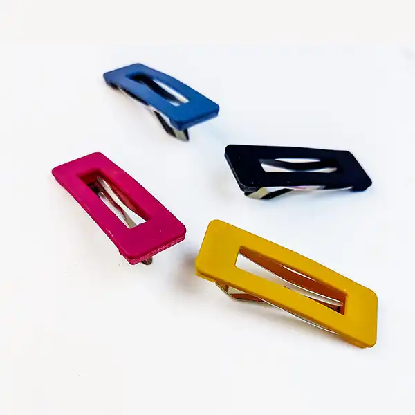 کلیپس مو زنانه مدل تق تقی مستطیلی مات رنگی کد 4014 بسته 10 عددی