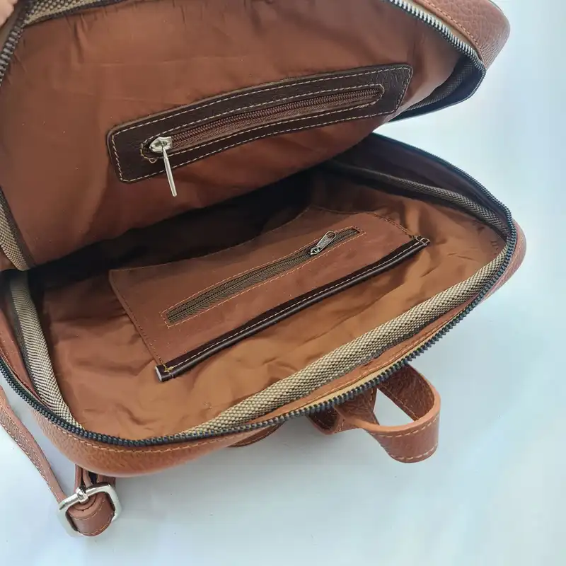 کوله پشتی مدل راسل چرم طبیعی کد S600