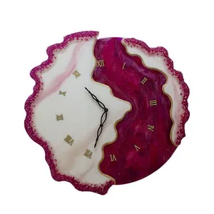 ساعت دیواری رزینی مدل دفرمه کد 2