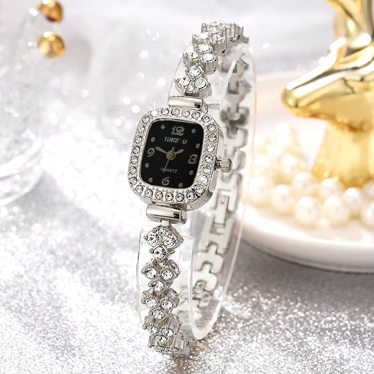 ساعت مچی عقربه ای زنانه کوارتز مدل فول نگین کد 88 -  - 4