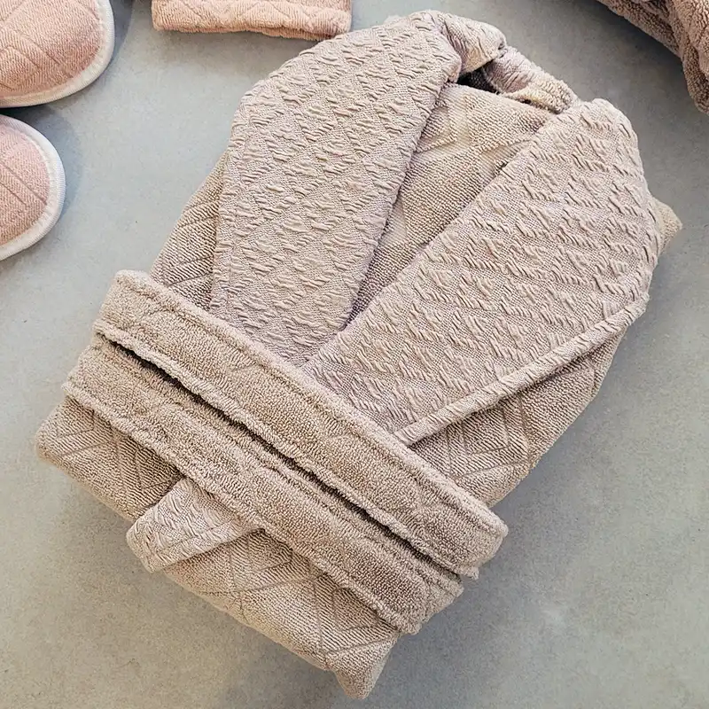 سرویس حوله پالتویی 12 تکه مدل مینیمال