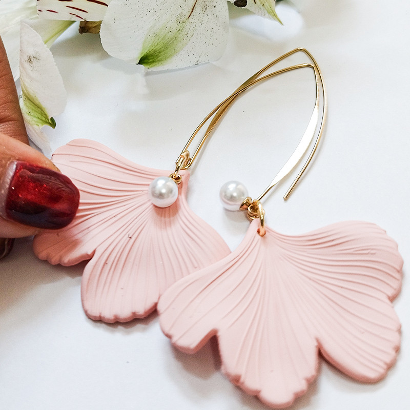 گوشواره زنانه مدل رنه گوشواره زنانه مدل رنه