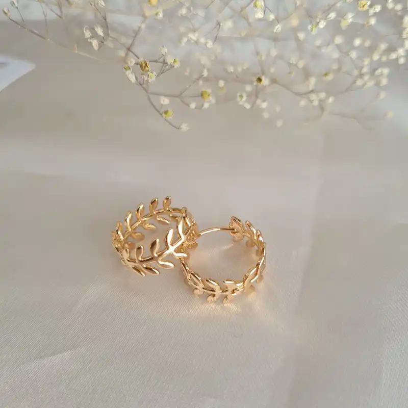 گوشواره زنانه ژوپینگ مدل برگ حلقه ای