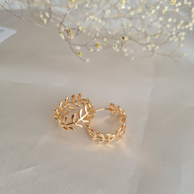 گوشواره زنانه ژوپینگ مدل برگ حلقه ای