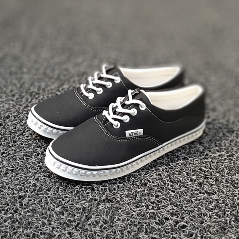 کفش راحتی زنانه مدل NIC1320