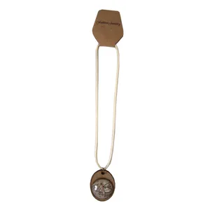 آویز خودرو طرح وان یکاد کد KRMBZ106