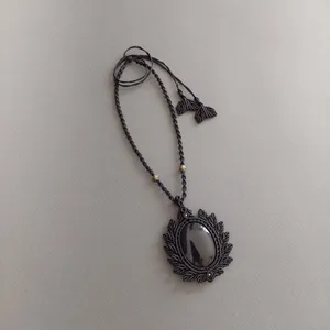 گردنبند دست ساز زنانه مدل مکرمه بافی سنگ دلربا