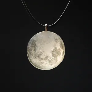 گردنبند مدل ماه شبتاب کد PRG-1026