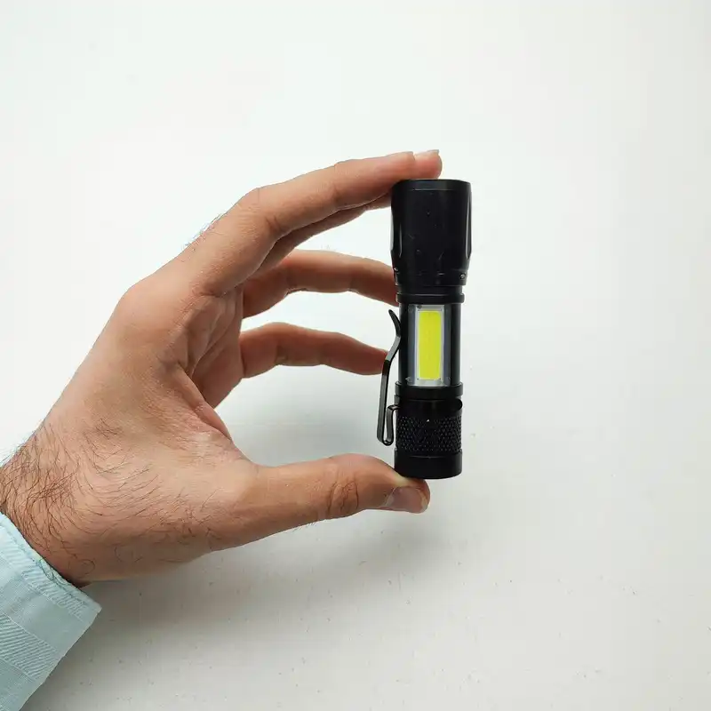 چراغ قوه دستی مدل شارژی