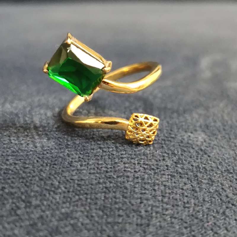  انگشتر طلا 18 عیار زنانه قیراط طرح مربع کد GH1570