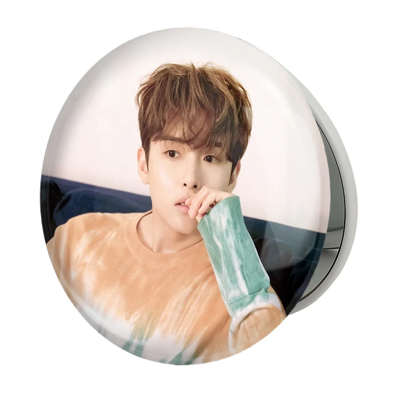 آینه جیبی خندالو طرح ریووک گروه سوپر جونیور Super Junior مدل تاشو کد 21406 