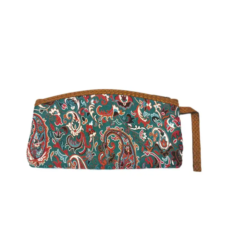 کیف لوازم آرایش زنانه مدل ترمه سنتی 0123t