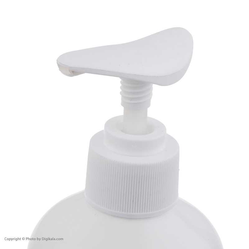 کرم مرطوب کننده ای آی ان مدل Moisturizing حجم 400 میلی لیتر