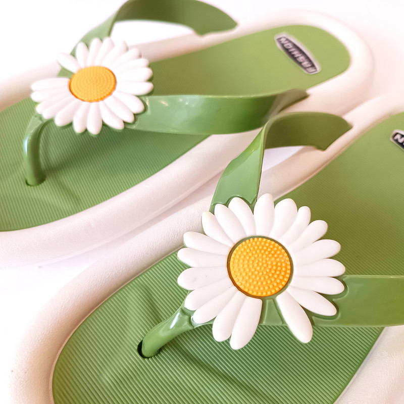 دمپایی لاانگشتی زنانه مدل بابونه