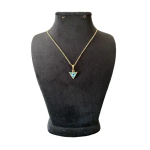 گردنبند زنانه مدل چشم نظر مثلثی