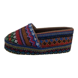 کفش دخترانه طرح سنتی کد FSP577