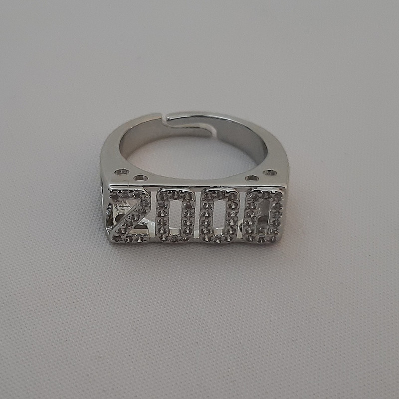 انگشتر زنانه مدل سال میلادی نگینی 2000