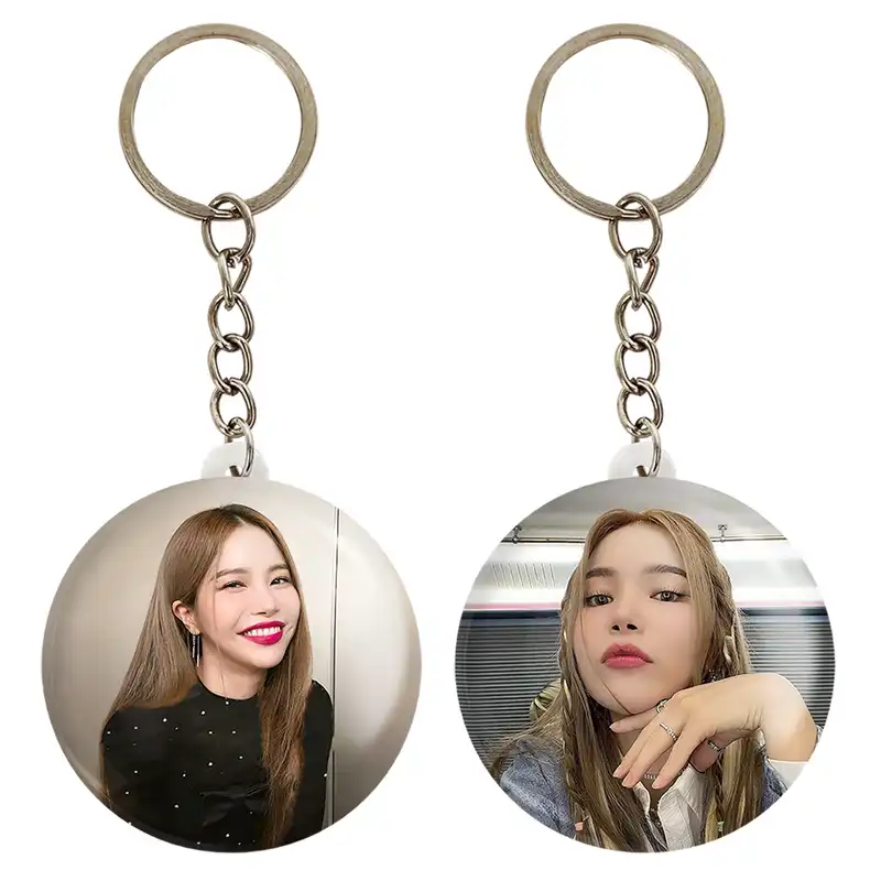 جاکلیدی خندالو مدل سولار گروه مامامو Mamamoo کد 1940219404 مجموعه 2 عددی