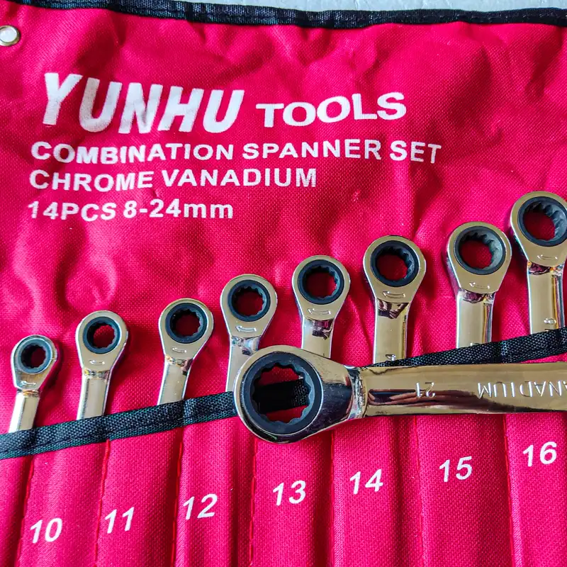 آچار یکسر تخت و یکسر رینگی جغجغه ای یونها تولز مدل YUNHU - 200 مجموعه 14 عددی