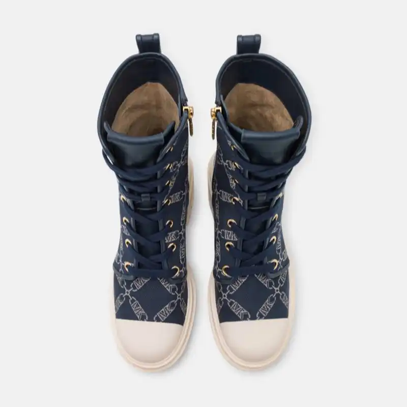 نیم بوت زنانه مایکل کورس مدل Hanley Empire Logo Jacquard