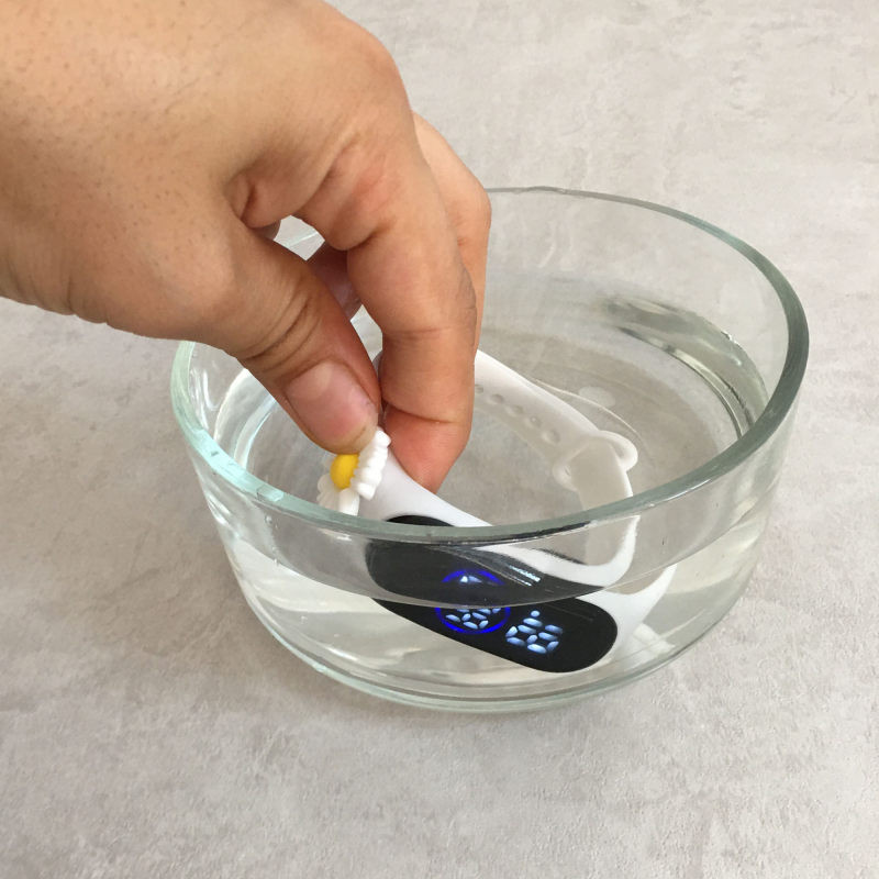 ساعت مچی دیجیتال بچگانه مدل گل نسترن