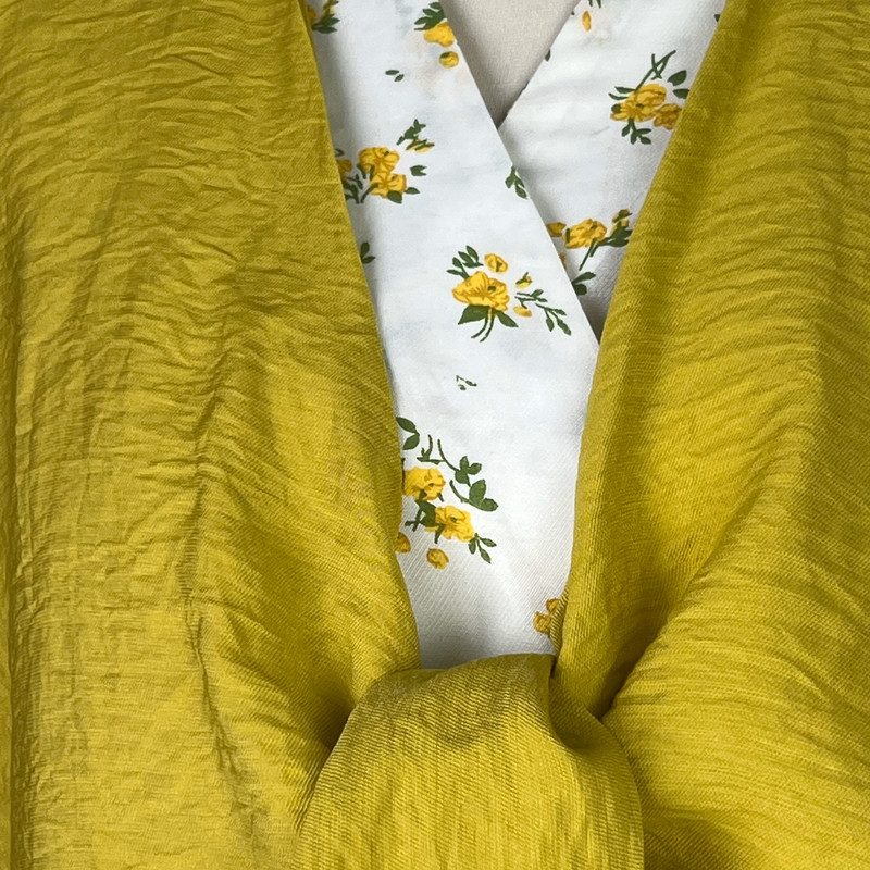 ست پیراهن و شومیز زنانه مدل گل گلی چین دار گره ای کد AK1108 رنگ زرد