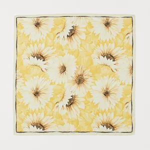 دستمال سر و گردن زنانه اچ اند ام مدل 0957478010