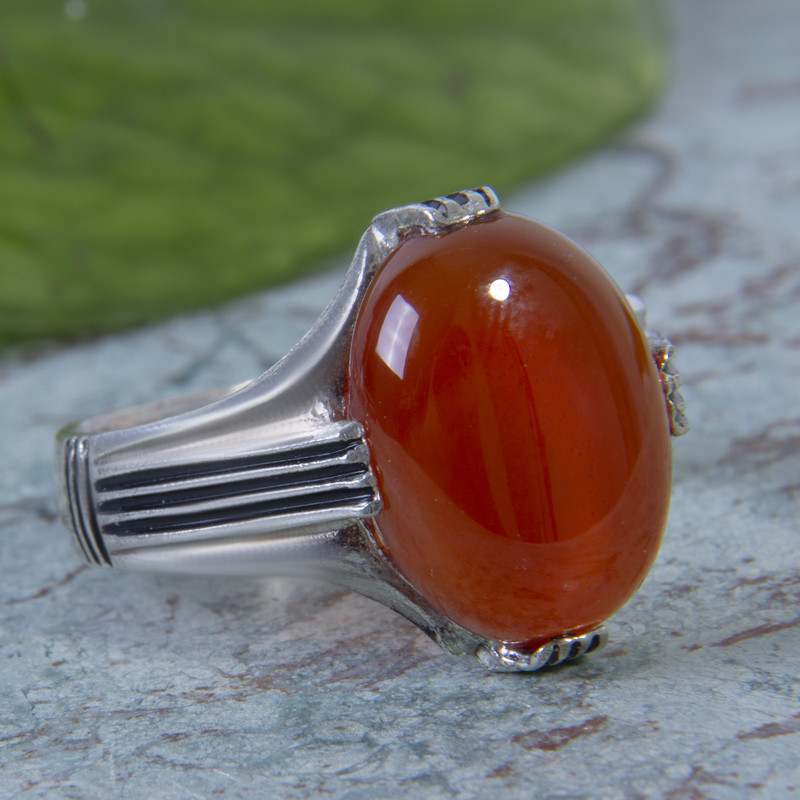 انگشتر نقره مردانه بازرگانی میلادی مدل سنگ عققی رکاب سیلندری سیاه قلم کلاسیک کد AM_074