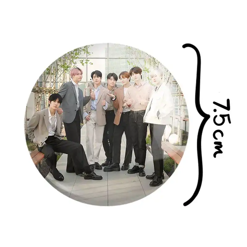 آینه جیبی خندالو مدل گروه انهایپن ENHYPEN  کد 21981