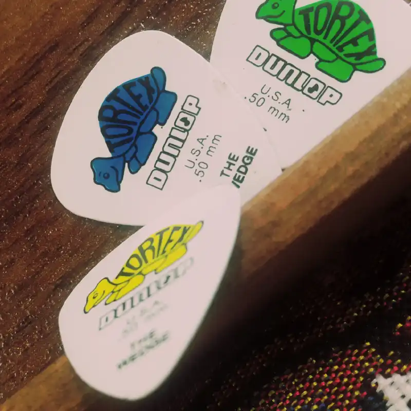 پیک گیتار دانلوپ مدل re بسته 2 عددی