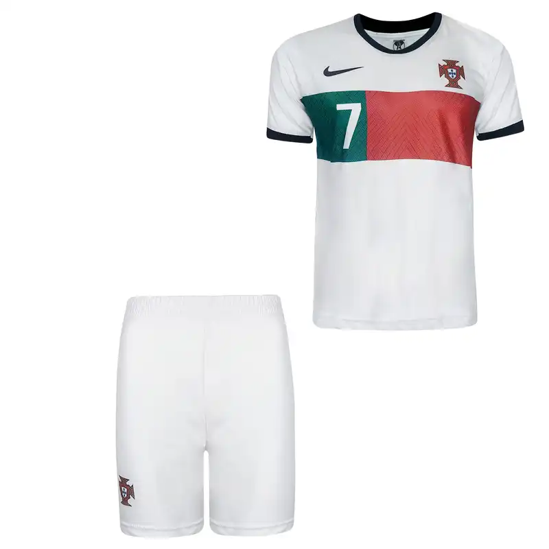 ست تی شرت آستین کوتاه و شلوارک ورزشی پسرانه مدل رونالدو طرح تیم ملی پرتغال امضادار 2023 کد AWAY