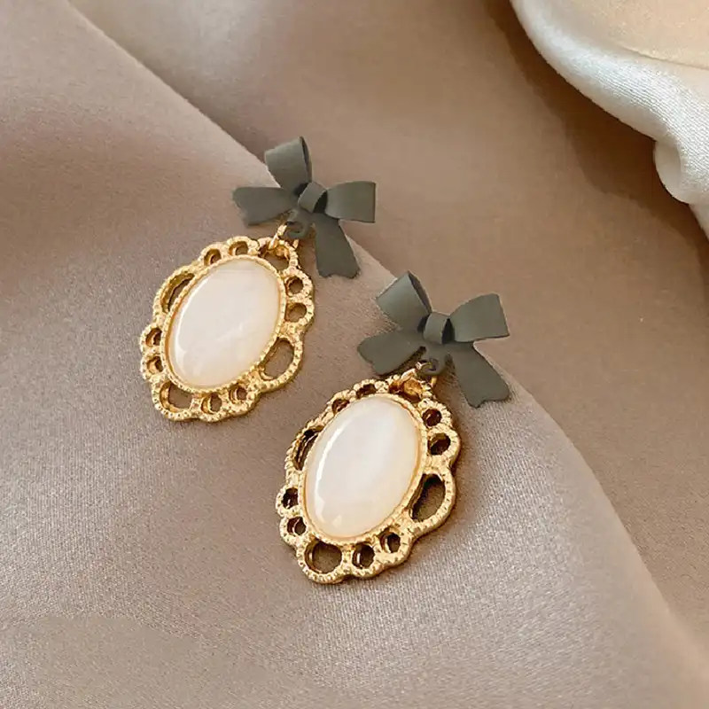 گوشواره زنانه مدل کلاسیک کد 00708