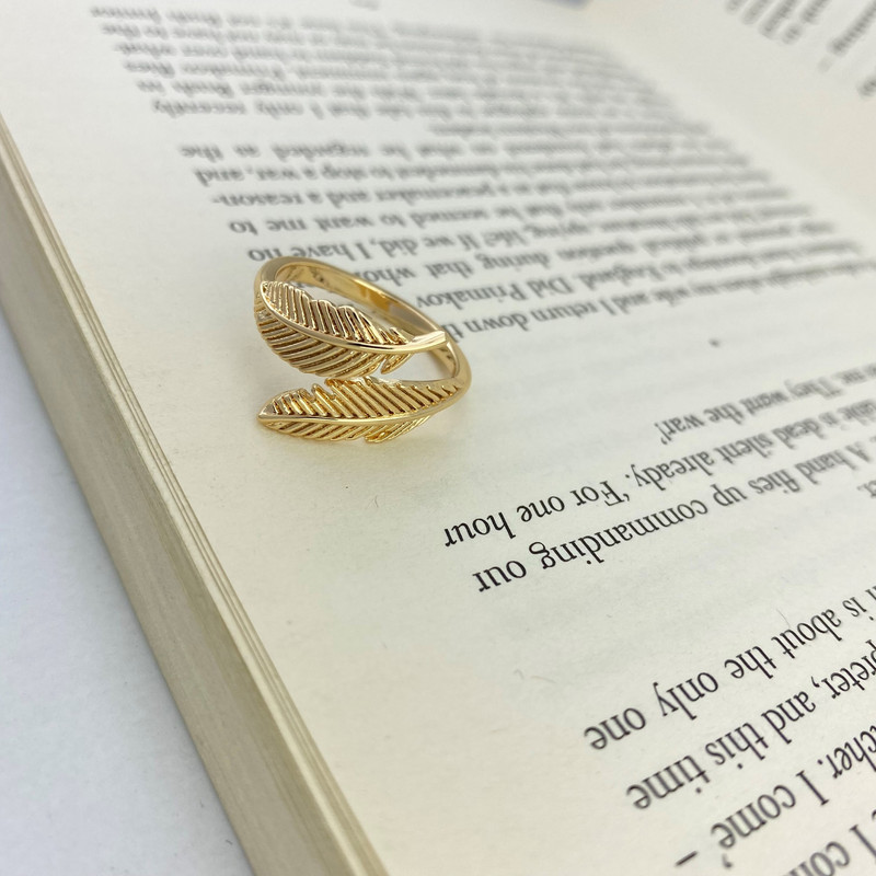 انگشتر زنانه ژوپینگ مدل برگ کد R4094 انگشتر زنانه ژوپینگ مدل برگ کد R4094