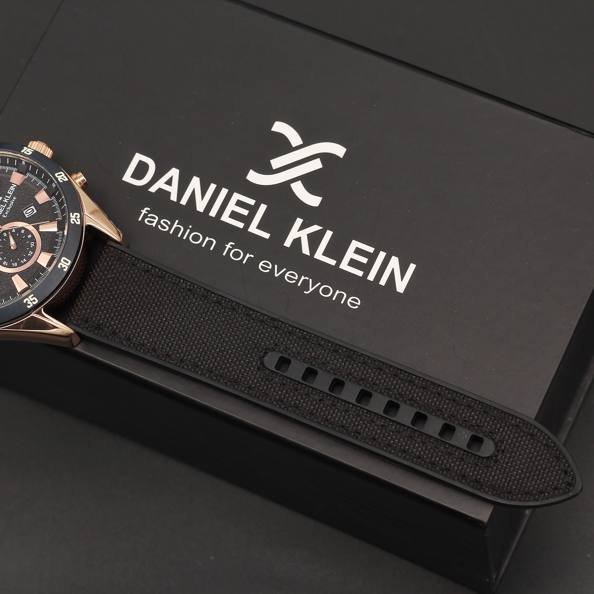 قیمت                                      ساعت مچی عقربه‌ای مردانه دنیل کلین مدل DK12599-3