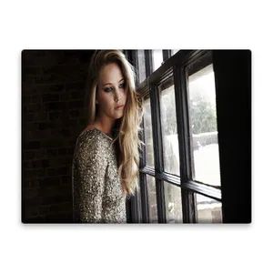کاشی اطلس آبی طرح بازیگر جنیفر لارنس مدل L6467