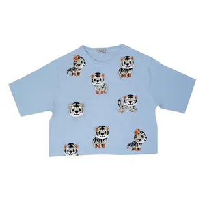 کراپ‌تاپ آستین کوتاه زنانه مدل پلنگی رنگ آبی